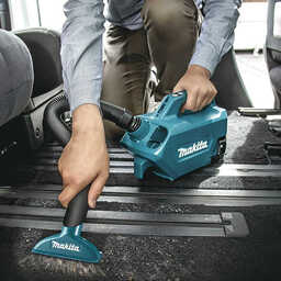 Aspirateur 18V avec chargeur rapide et batterie 3.0 Ah MAKITA DCL184RF