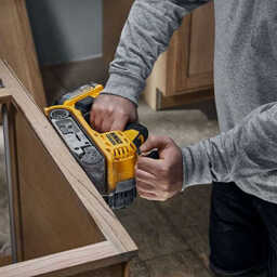 Ponceuse à bande 18V XR (Produit seul) en TSTAK - DEWALT DCW220NT-XJ