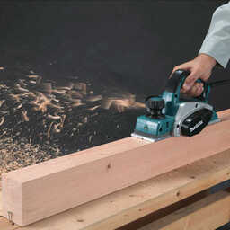 Rabot électrique 620 W dans coffret Makpac - MAKITA KP0800J