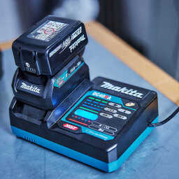 Adaptateur sur chargeur XGT en batterie LXT MAKITA ADP10