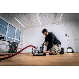 Scie à onglets radiale  Ø216 mm 1100W KS216M - METABO 610216000