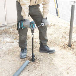 Perceuse avec mèche tarière - MAKITA D-75437