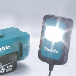 Lampe LED MAKITA DEADML803