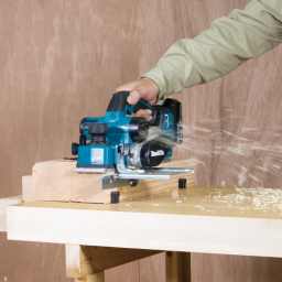 Rabot 18V largeur 82mm