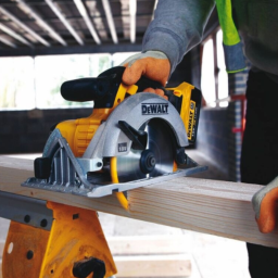 Scie circulaire DEWALT