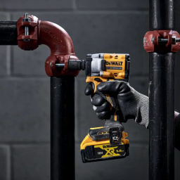 DEWALT