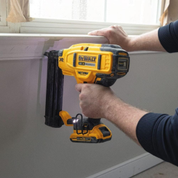 Cloueur de finition Dewalt
